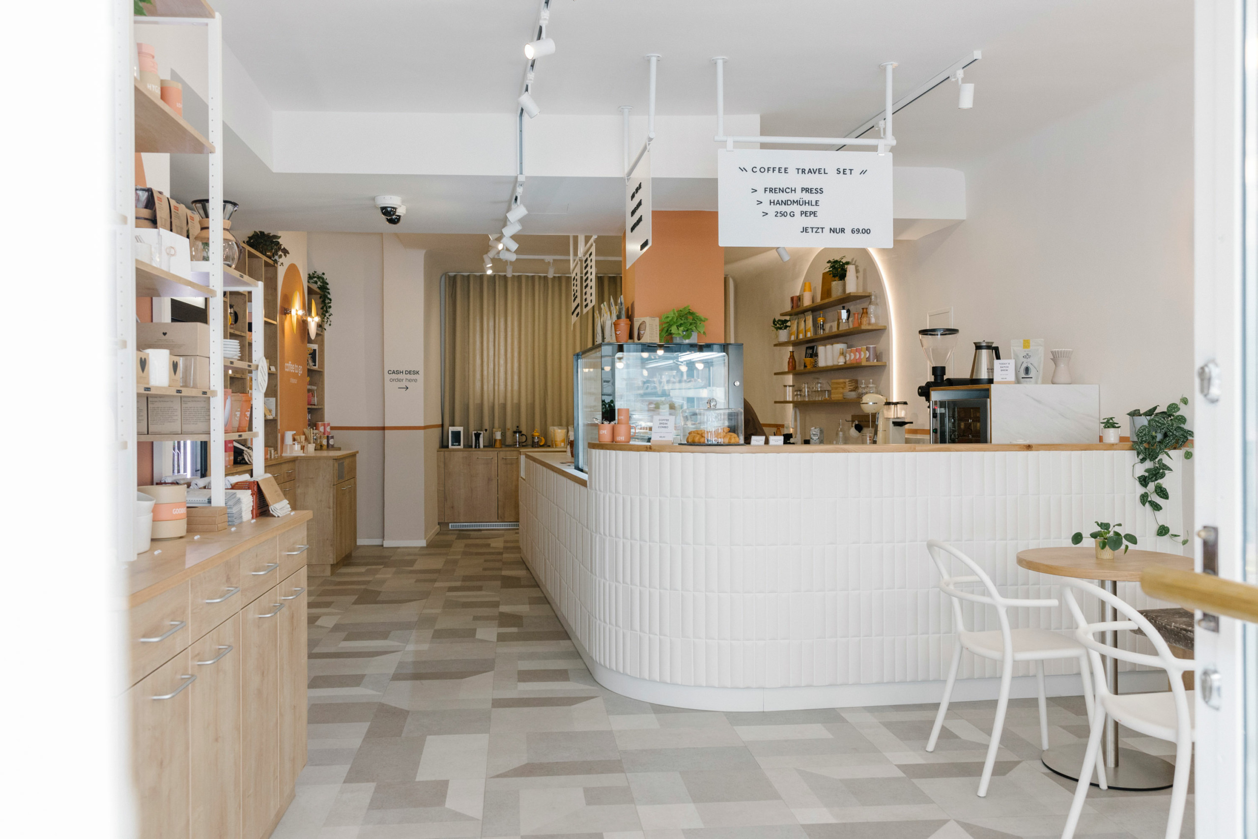 Interior Design Konzept von Meindl Cavar Concepts für Lieben Wir – Coffee Concept Store