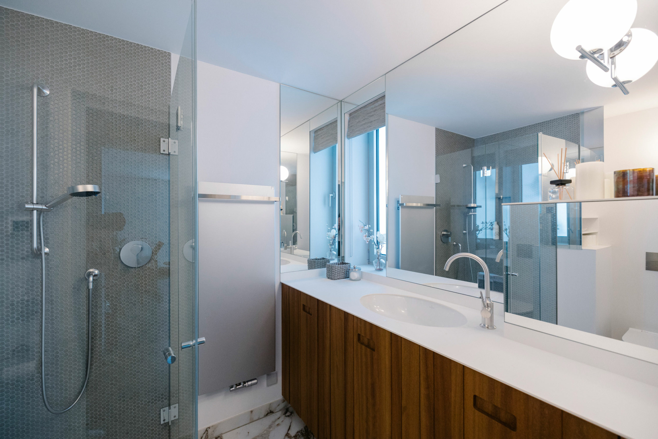 Zeitlos elegant – Interior Design für ein luxuriöses Penthouse von Meindl Cavar Concepts