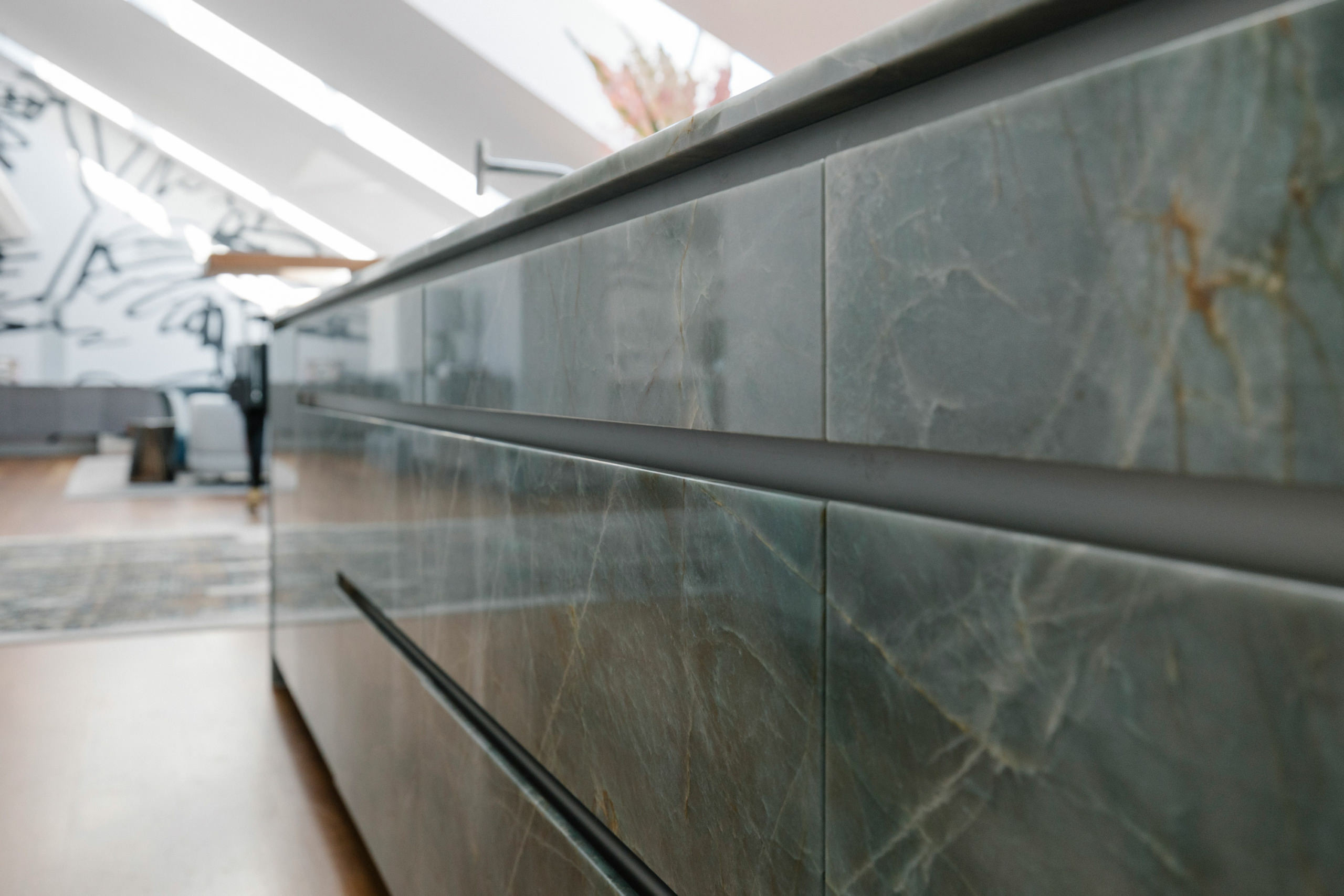 Zeitlos elegant – Interior Design für ein luxuriöses Penthouse von Meindl Cavar Concepts