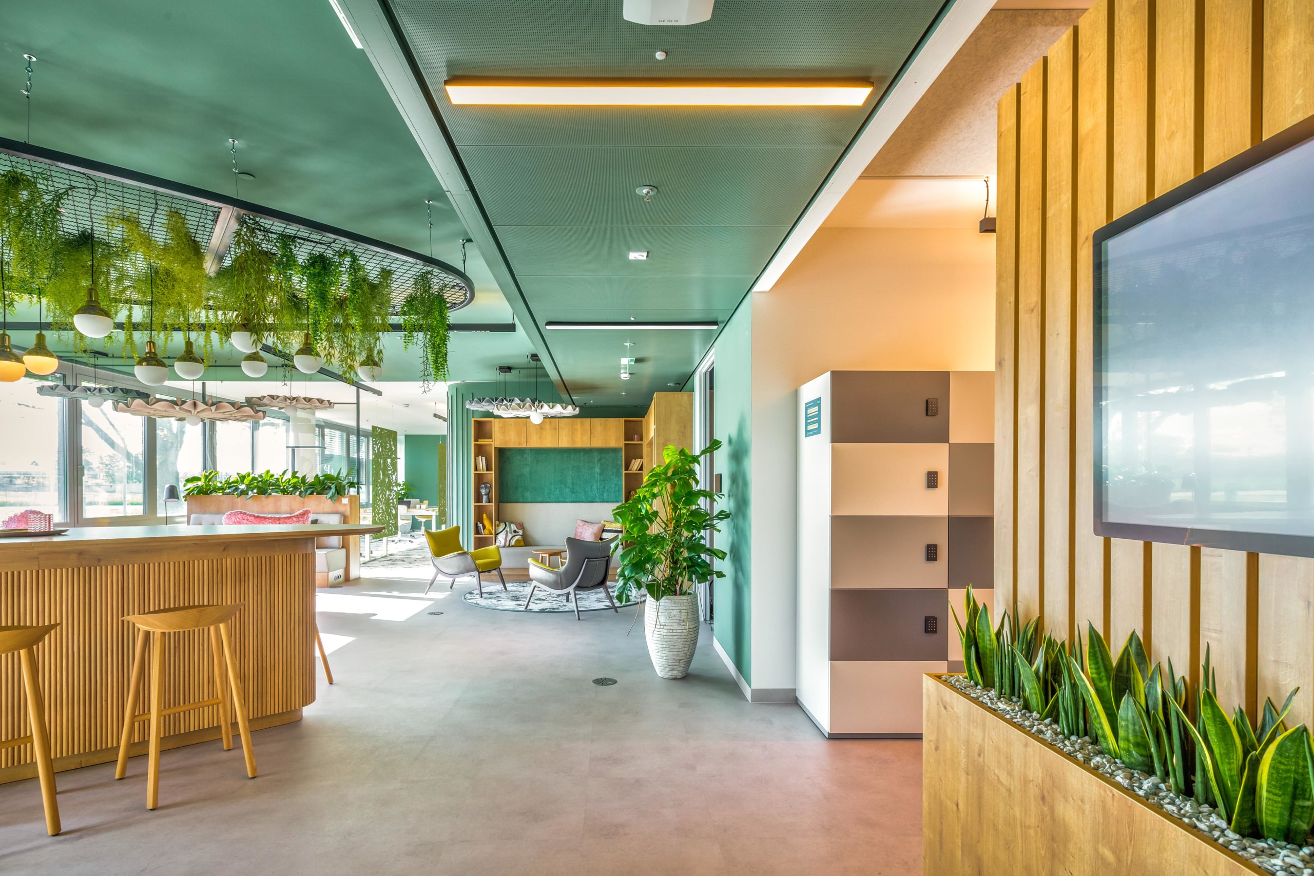 Flexibler Arbeitsraum & Coworking-Bereich für Siemens City von Meindl Cavar Concepts